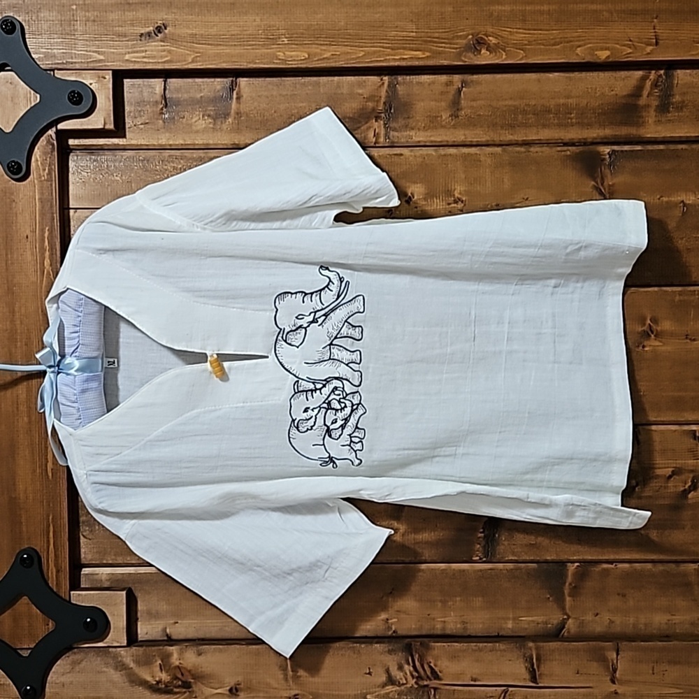 Traditional Thai White Embroidered Elephants Child's Coverup Top Est Size Med